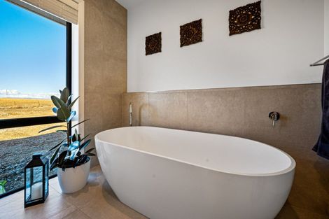 Photo of property in 242 Vercoe Road, Springvale, Alexandra, 9391