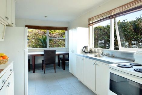Photo of property in 30 Kirby Street, Glendene, Auckland, 0602