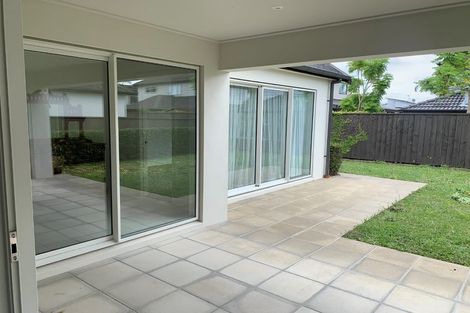 Photo of property in 27 Toscana Drive, Karaka, Papakura, 2113