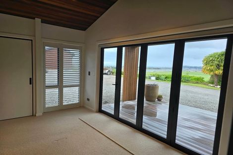 Photo of property in 64 Nilgiri Road, Poraiti, Napier, 4182