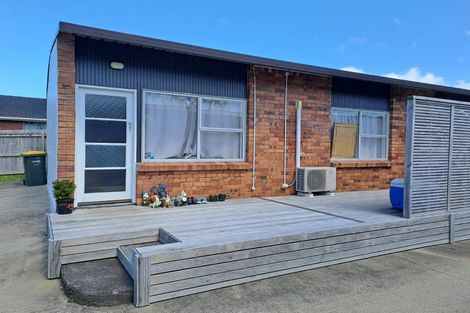 Photo of property in 4/74 Portage Road, New Lynn, Auckland, 0600