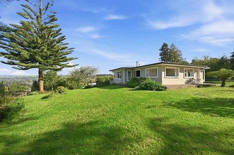 Photo of property in 32 Mountain Road, Western Heights, Rotorua, 3015