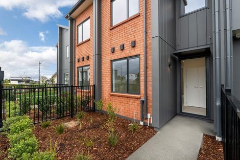 Photo of property in 41 Juniper Drive, Rosehill, 2113