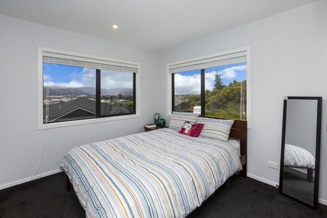 Photo of property in 125 Riverstone Drive, Riverstone Terraces, Upper Hutt, 5018