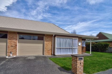 Photo of property in Holdsworth Villas, 4/2 William Donald Drive, Solway, Masterton, 5810