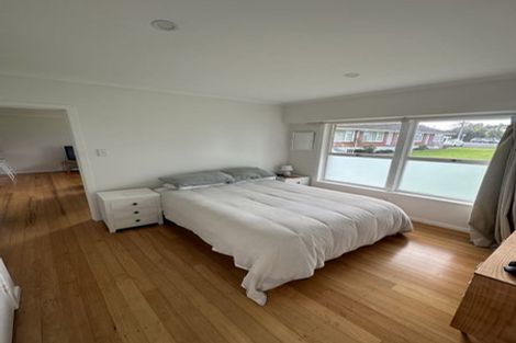 Photo of property in 2112/110 East Coast Road, Forrest Hill, Auckland, 0620