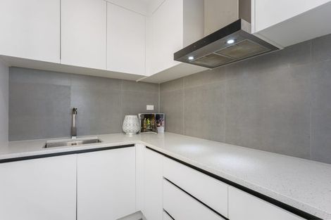 Photo of property in 254a Whangaparaoa Road, Red Beach, 0932