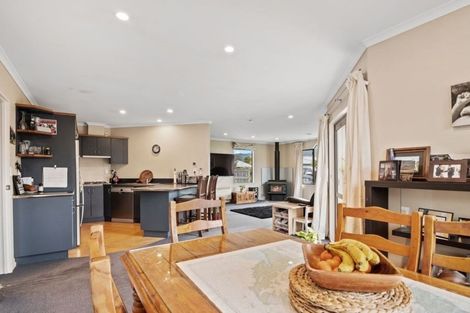 Photo of property in 10 Pukeone Place, Motueka, 7120