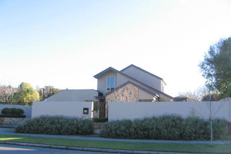 Photo of property in 4A Landsdowne Terrace Cashmere Christchurch City