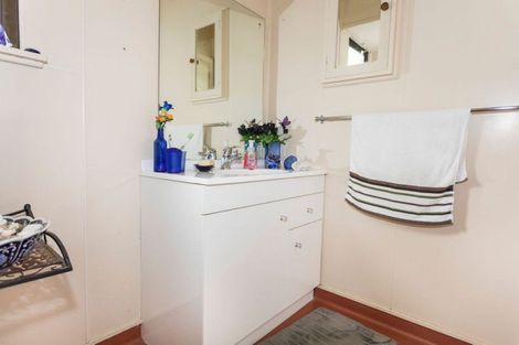 Photo of property in 28 Cadman Street, Dannevirke, 4930