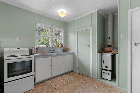 Photo of property in 141 Kellys Bay Road, Pouto, Te Kopuru, 0391