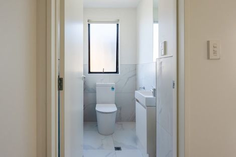 Photo of property in 34 Seafarer Crescent, Stanmore Bay, Whangaparaoa, 0932