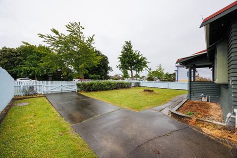 Photo of property in 99a Church Street, West End, Palmerston North, 4412