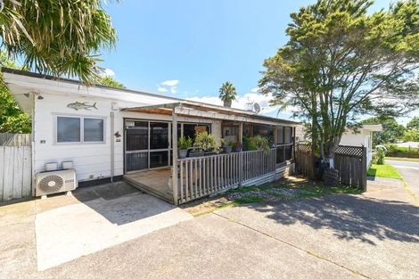 Photo of property in 2/24 Newington Road, Henderson, Auckland, 0612
