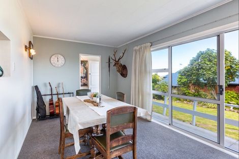 Photo of property in 5 Weka Road, Waipahihi, Taupo, 3330