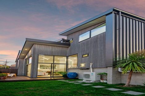 Photo of property in 4 Matau Way, Hauraki, Auckland, 0622