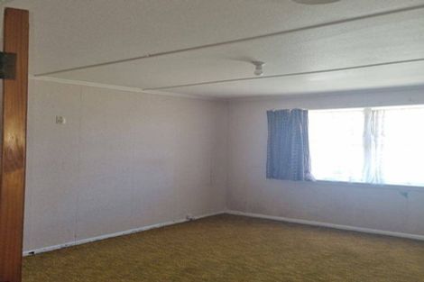 Photo of property in 38 Miro Street, Castlecliff, Whanganui, 4501