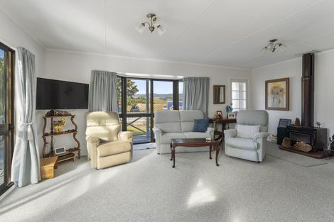Photo of property in 63 Convent Road, Otaki, 5512