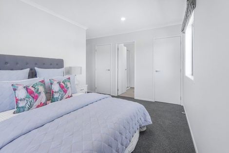 Photo of property in 1/1 Hibiscus Avenue, Hamilton Lake, Hamilton, 3204