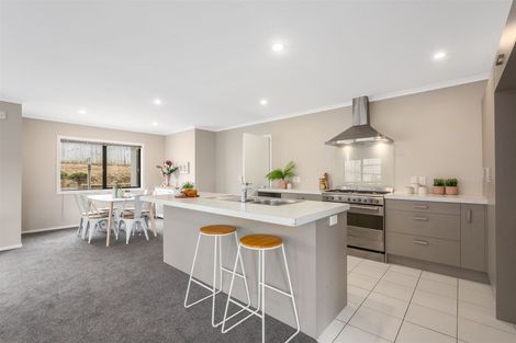 Photo of property in 3 Nelson Avenue, Aotea, Porirua, 5024