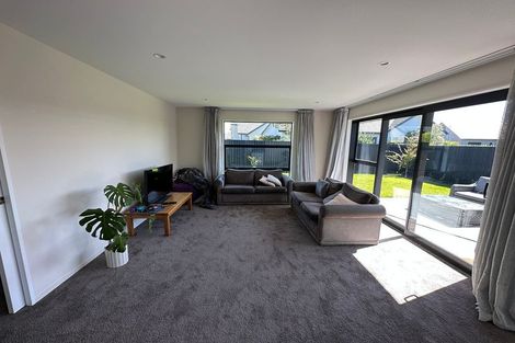 Photo of property in 9 Selfe Crescent, Burwood, Christchurch, 8083