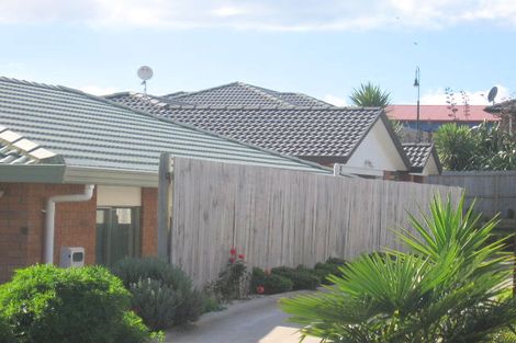 Photo of property in 13b Parkcrest Drive, Henderson, Auckland, 0612