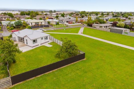 Photo of property in 73 Herbert Avenue, Cloverlea, Palmerston North, 4412