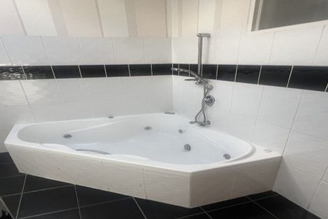 Photo of property in 11a Glen Street, Levin, 5510