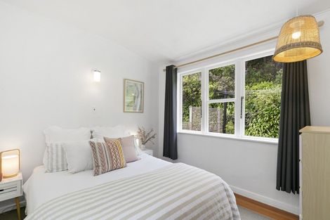 Photo of property in 147 Cockayne Road, Khandallah, Wellington, 6035