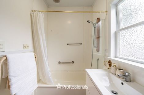 Photo of property in 226 Waiwhetu Road, Waterloo, Lower Hutt, 5011