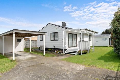 Photo of property in 2/19 Martin Road, Manurewa, Auckland, 2102