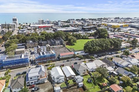 Photo of property in 28b Pendarves Street, New Plymouth, 4310