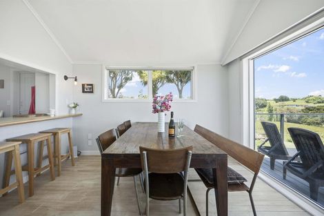 Photo of property in 47 Merril Road, Paparoa, 0571