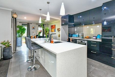 Photo of property in 135 Hillpark Drive, Pokeno, 2402