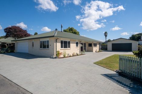 Photo of property in 13a Grey Street, Bay View, Napier, 4104