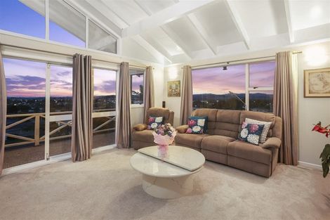 Photo of property in 12 Bilkey Avenue, Pukekohe, 2120