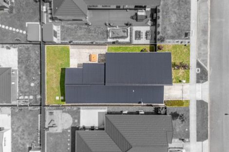 Photo of property in 19 Te Kaeaea Crescent, Wallaceville, Upper Hutt, 5018