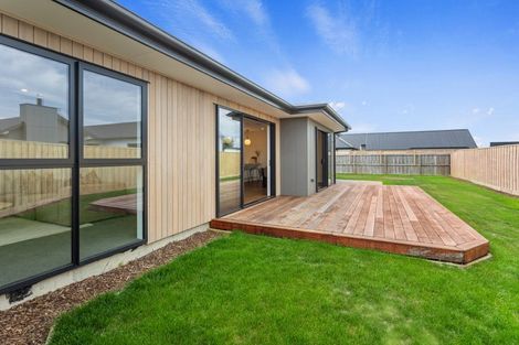 Photo of property in 21 Longfields Road, Lincoln, 7608