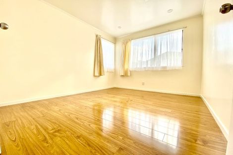 Photo of property in 41 Sharland Avenue, Manurewa, Auckland, 2102