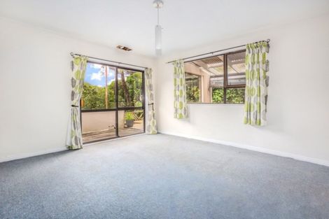 Photo of property in 3 Puketai Place, Pukerua Bay, 5026