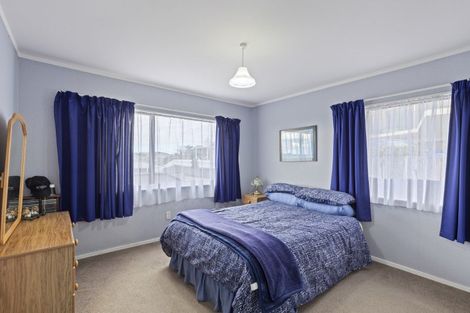 Photo of property in 8a Walmer Grove, Bell Block, New Plymouth, 4312