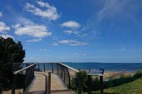 Photo of property in 264 Beach Road, Campbells Bay, Auckland, 0630