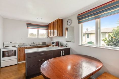 Photo of property in 4 Malmo Place, Massey, Auckland, 0614
