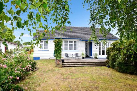 Photo of property in 104 Fairfield Road, Fairfield, Hamilton, 3214