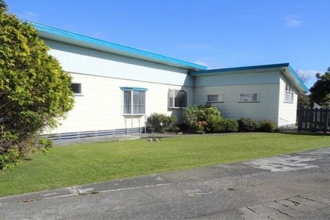 Photo of property in 12 Perotti Street, Greymouth, 7805
