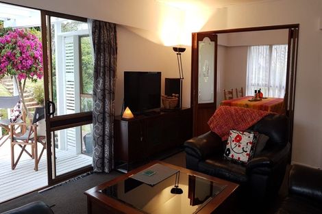 Photo of property in 2/34 Teal Crescent, Beach Haven, Auckland, 0626