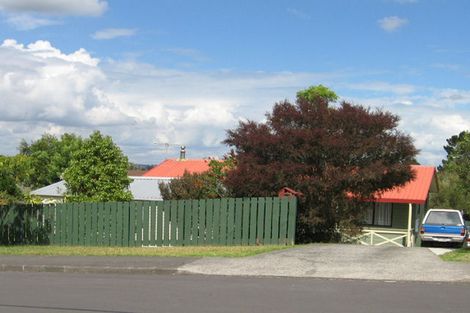 Photo of property in 79 West Harbour Drive, West Harbour, Auckland, 0618