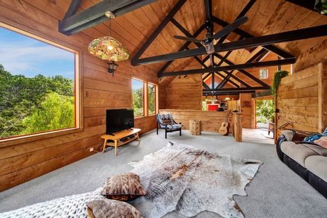 Photo of property in 22b Sequoia Grove, Merrilands, New Plymouth, 4312