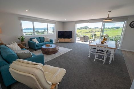 Photo of property in 21 Christine Drive, Coopers Beach, 0420