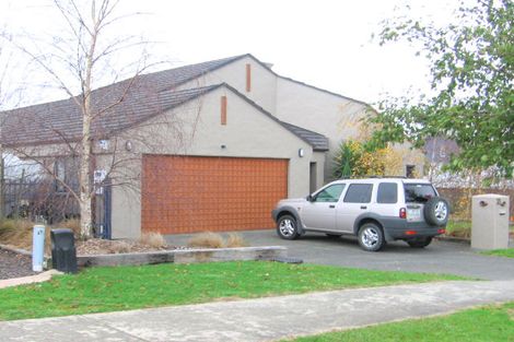 Photo of property in 70 Te Wharau Drive, Greenhithe, Auckland, 0632